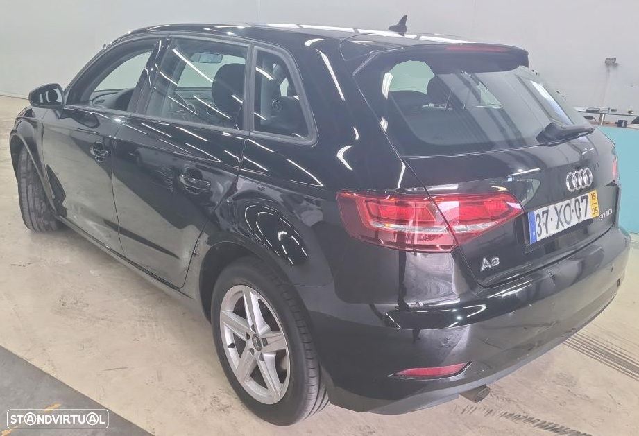 Audi A3 Sportback 1.6 TDI - 3