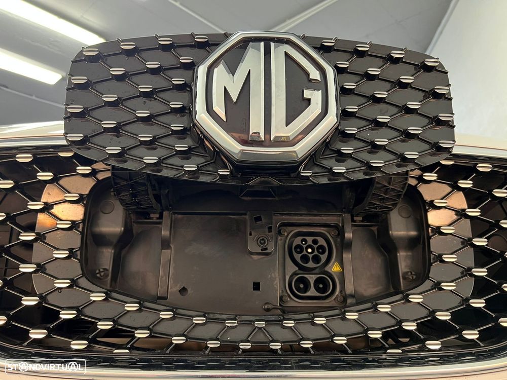 MG ZS EV 44.5 kWh Luxury - 17
