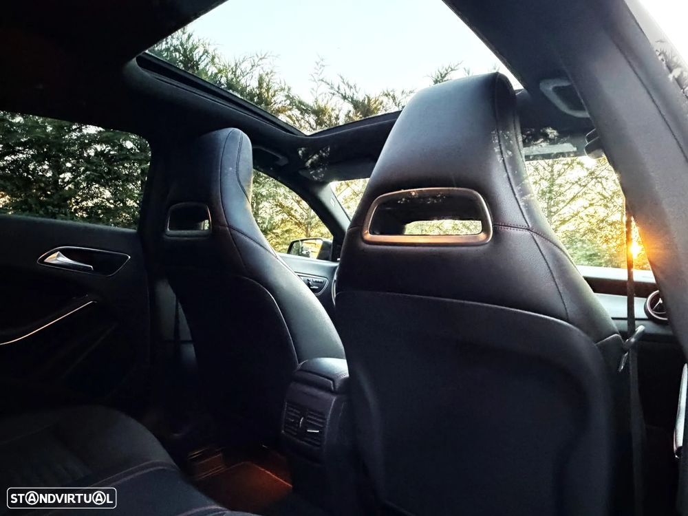Mercedes-Benz CLA 220 d 7G-DCT AMG Line - 24