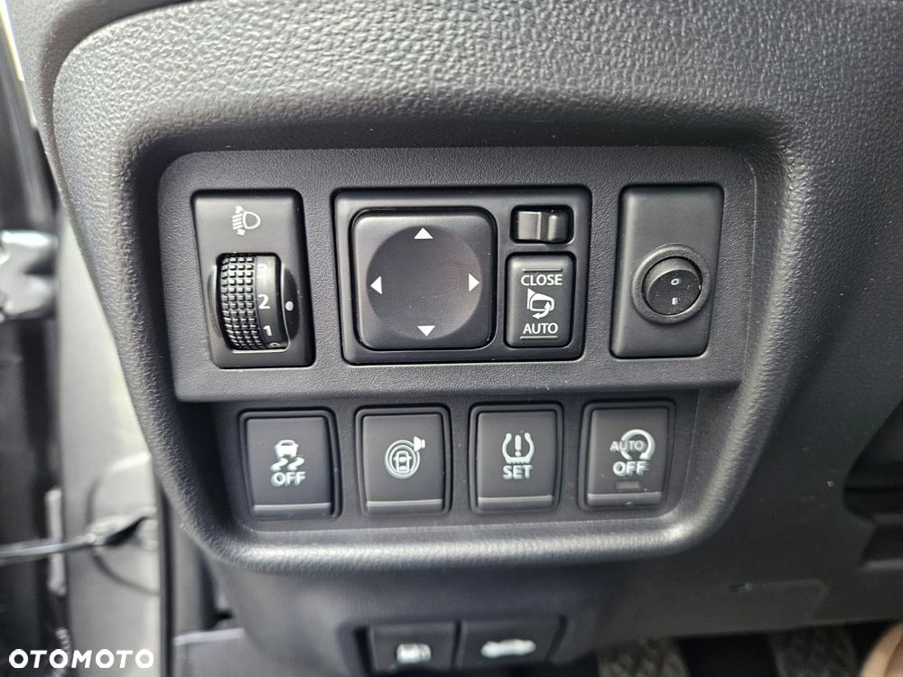 Nissan Juke 1.2 DIG-T Tekna (lea) EU6 - 17