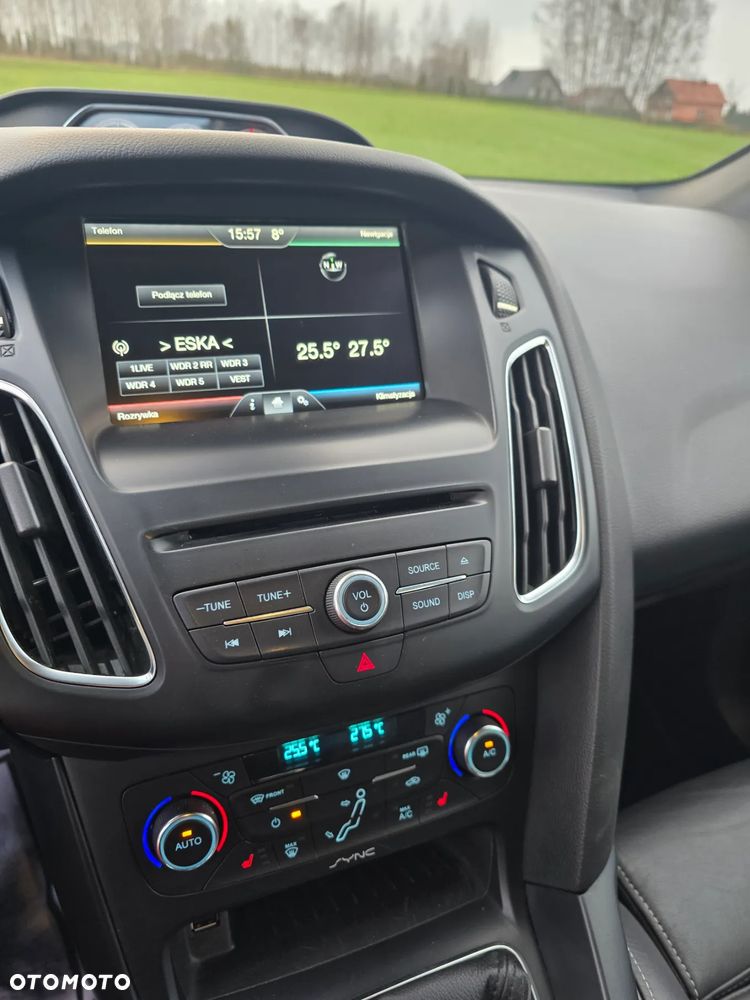 Ford Focus 2.0 EcoBoost ST mit Leder-Exclusiv-Paket - 10