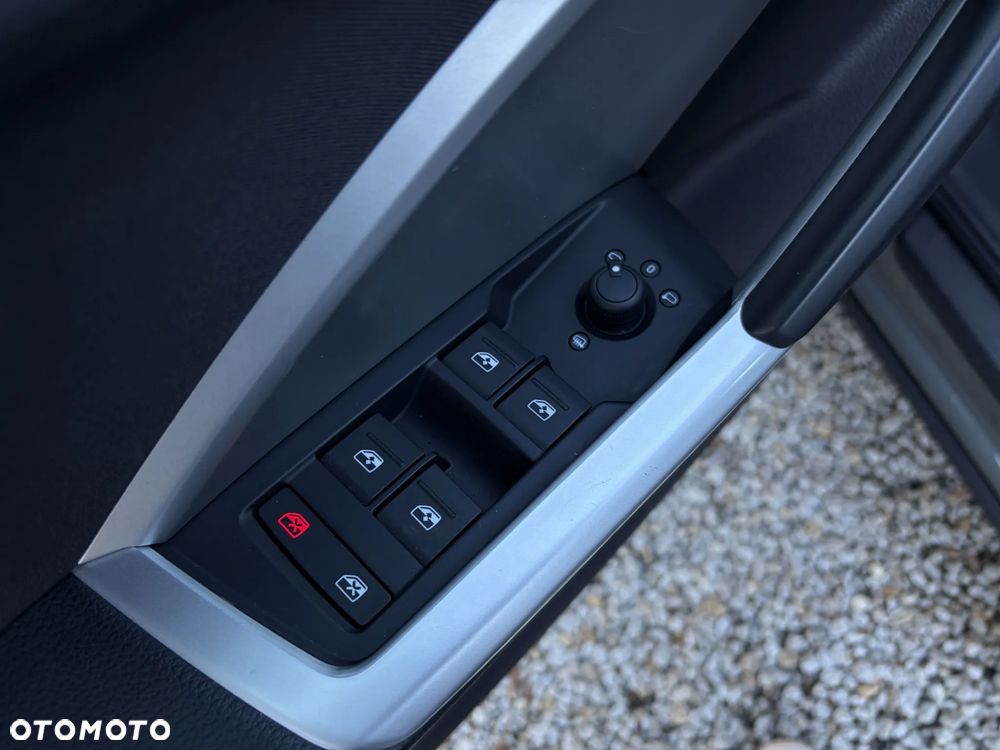 Audi Q3 35 TFSI Advanced S tronic - 33