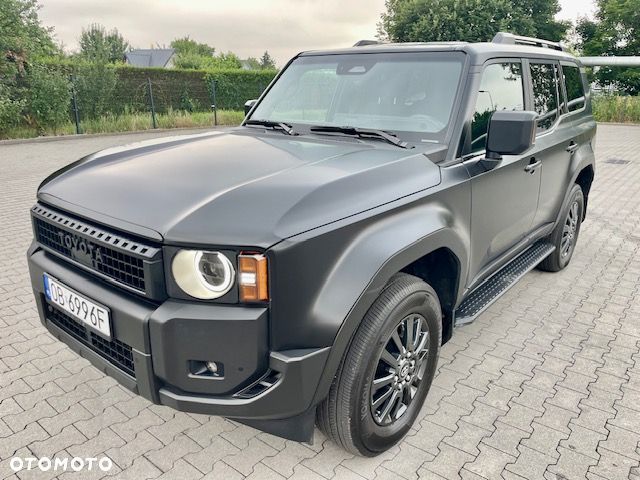 Toyota Land Cruiser - 2