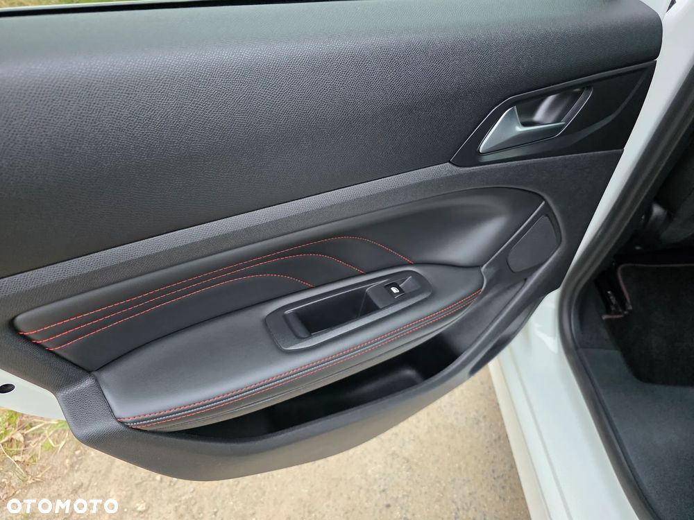 Peugeot 308 BlueHDi FAP 150 Stop&Start GT-Line Edition - 17