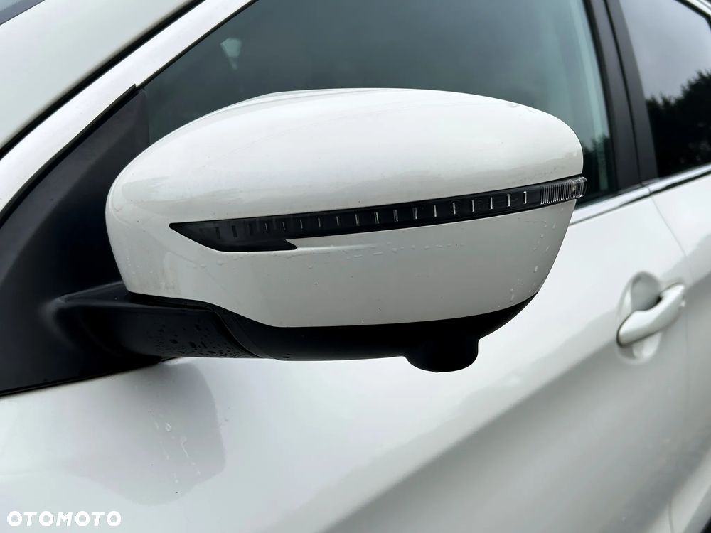 Nissan Qashqai 1.6 DIG-T TEKNA+ - 25