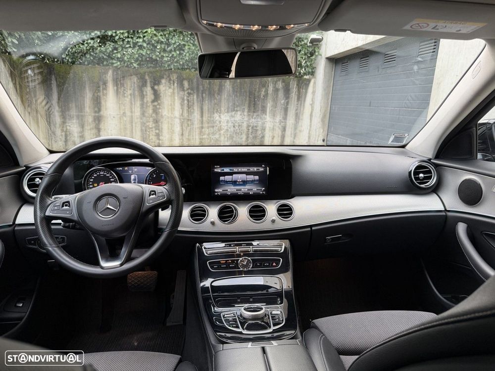 Mercedes-Benz E 220 d T 9G-TRONIC Avantgarde - 9