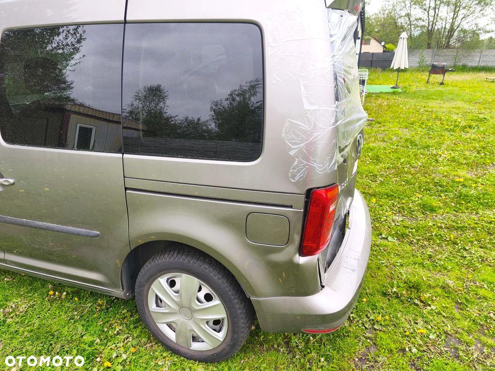 Volkswagen Caddy - 10