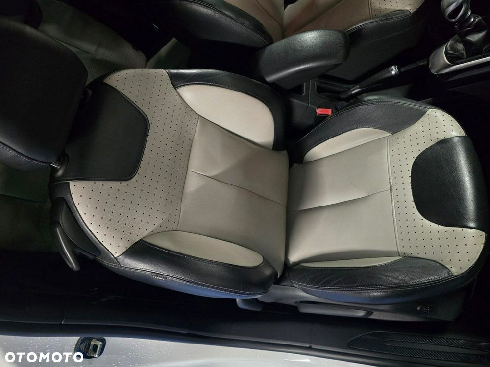 Citroën DS3 1.6 THP SportChic - 23