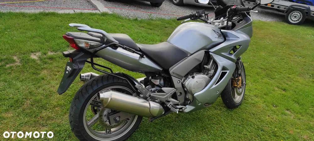 Honda CBF - 6