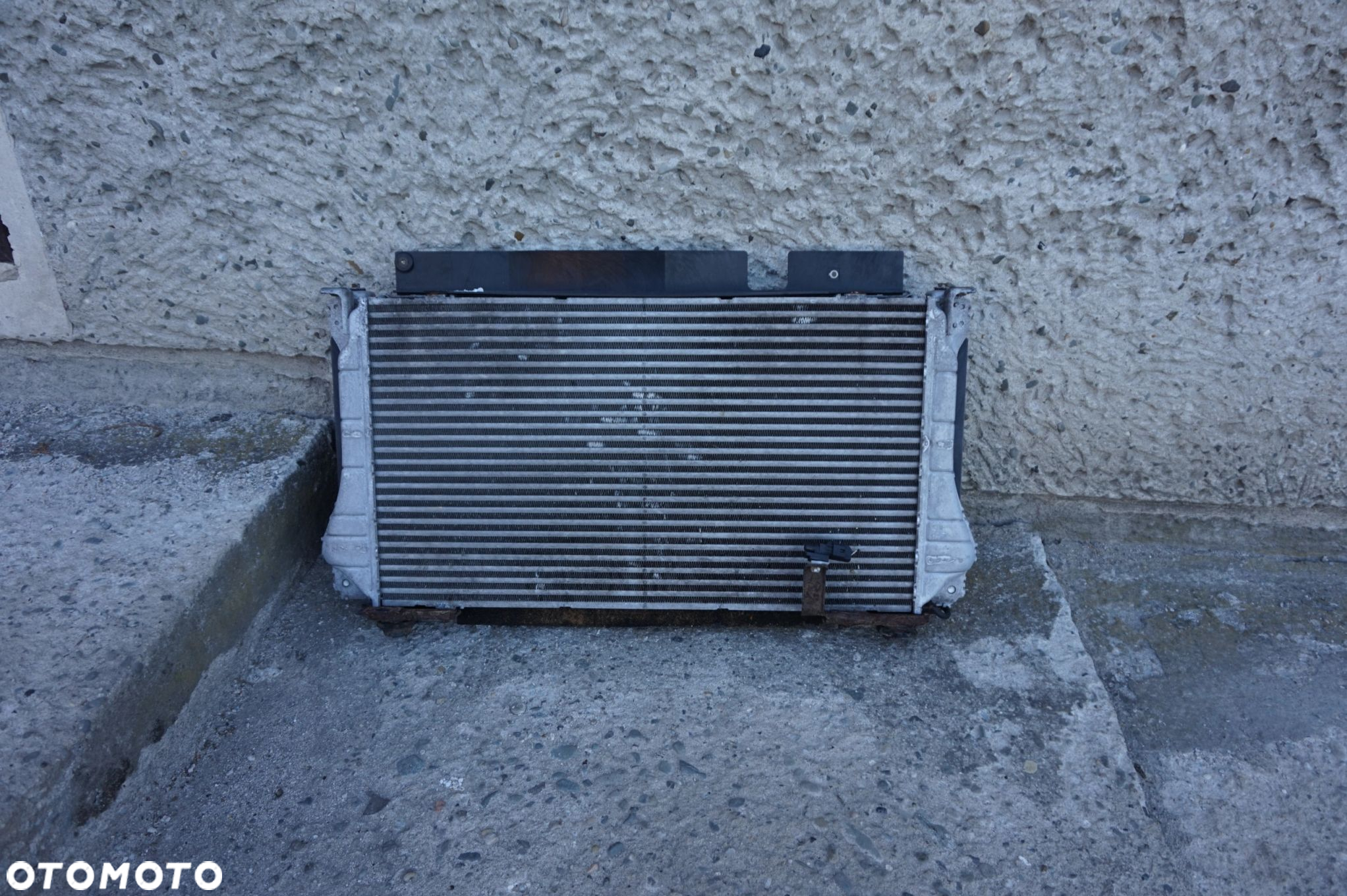 CHŁODNICA INTERCOOLER TOYOTA AVENSIS T27 2.2 D4D 09/14r - 2