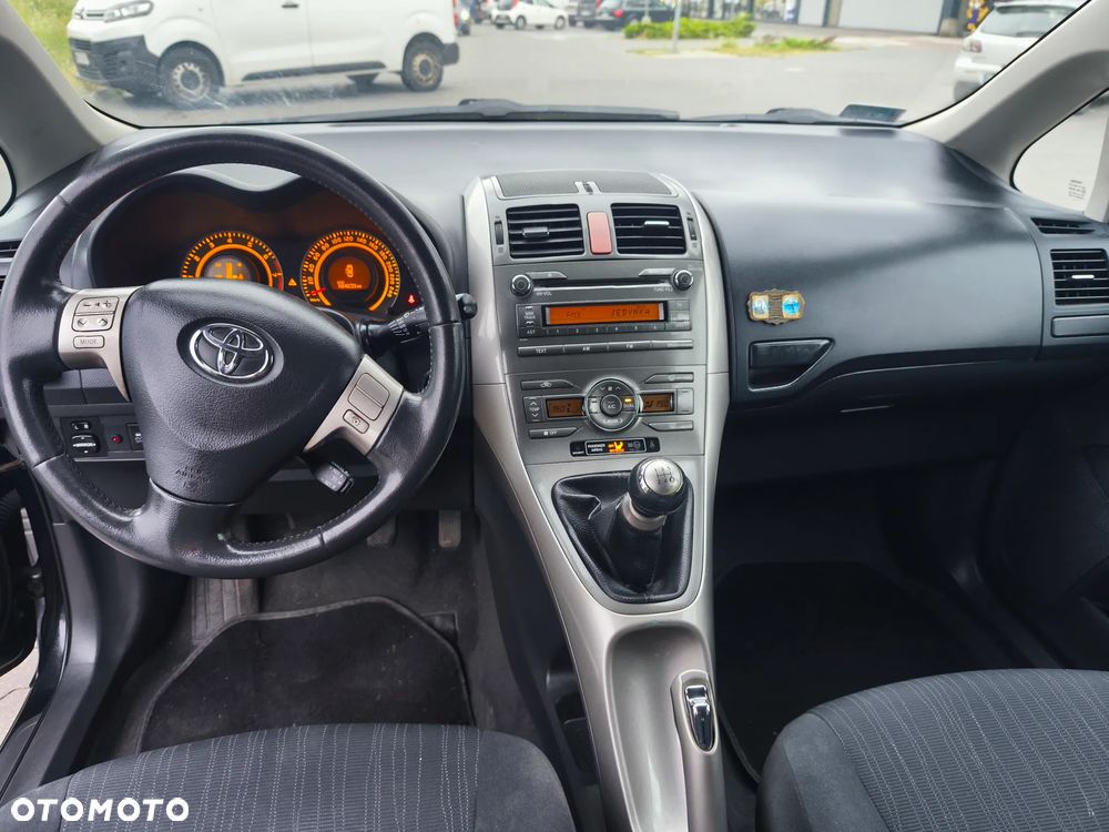 Toyota Auris 1.6 VVT-i Premium Start - 10