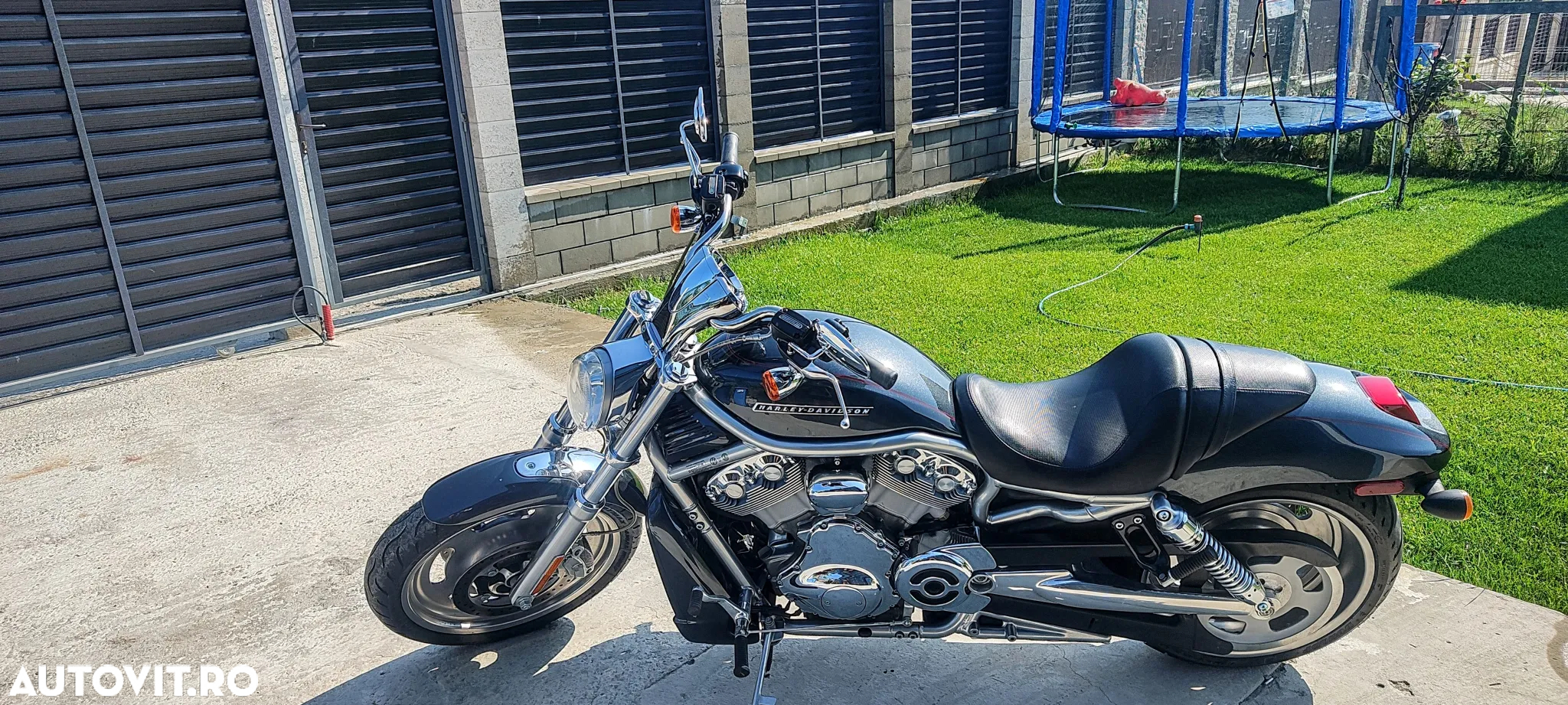 Harley-Davidson V-Rod - 4