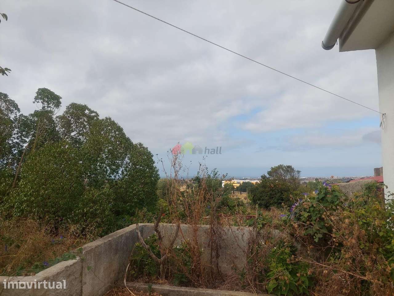 Terreno com 1.700 m2 e Moradia Térrea | Vista Rio | Próximo do Taguspa - Grande imagem: 2/9