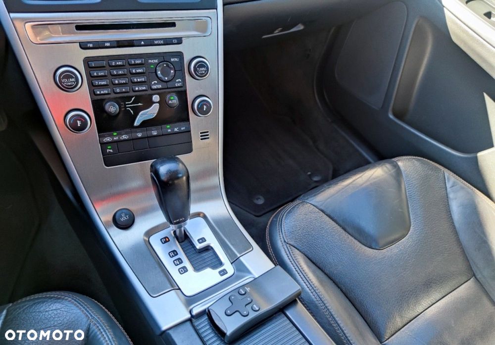 Volvo XC 60 - 24