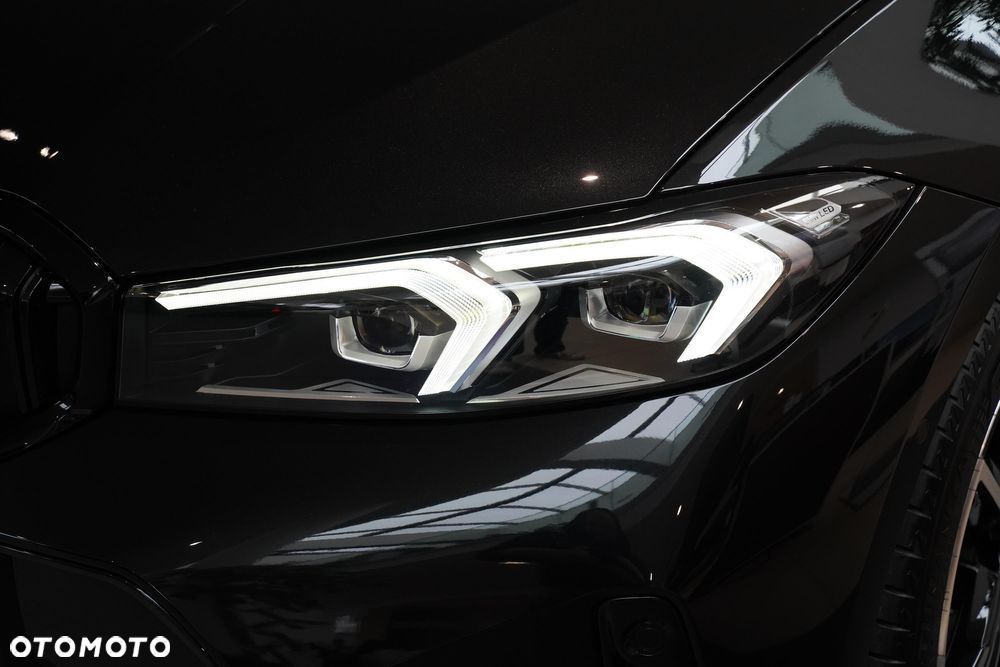 BMW Seria 3 320d xDrive mHEV M Sport sport - 15