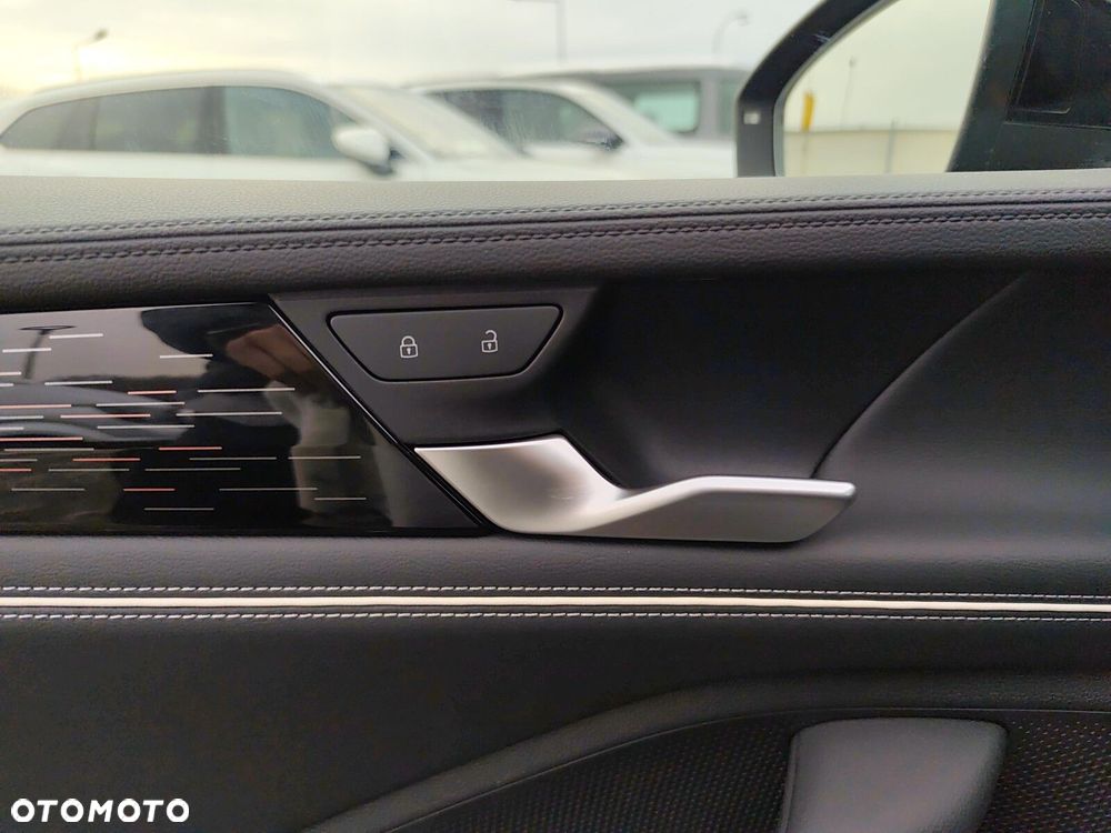 Volkswagen Passat - 12