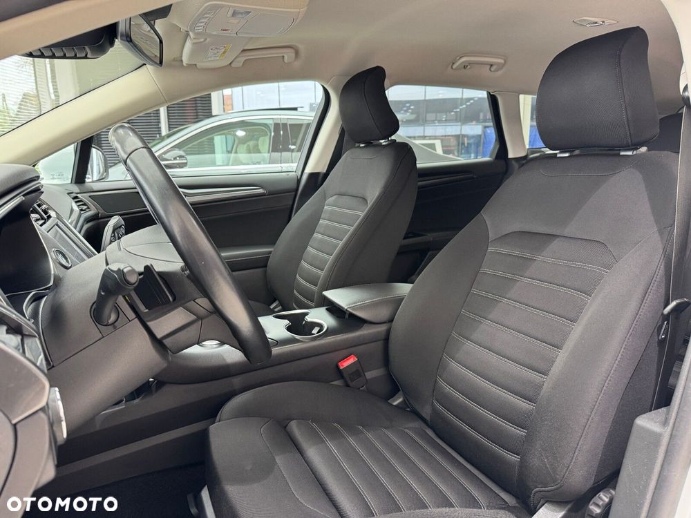 Ford Mondeo - 10
