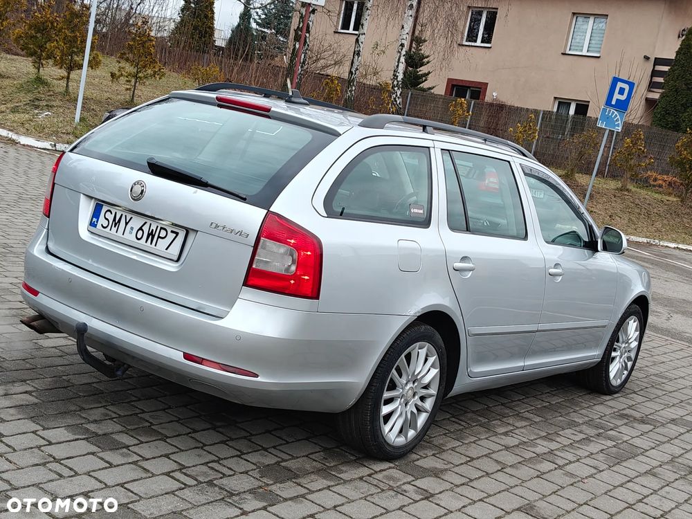 Skoda Octavia 1.8 TSI 4x4 Laurin & Klement - 33