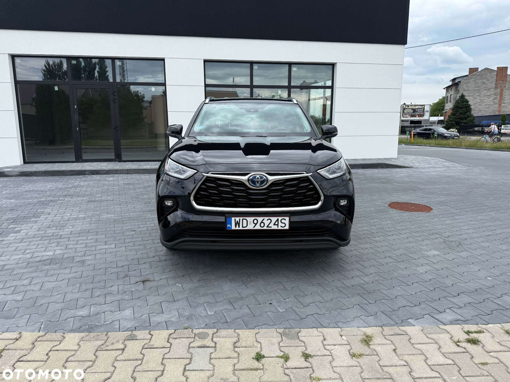 Toyota Highlander ver-2-5-hybrid-prestige - 2