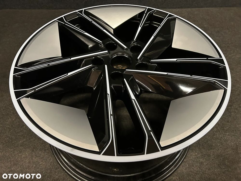 Alufelga Audi E-Tron GT RS 21 cali 5x130 1szt. Ładna! 4J3601025AD - 2