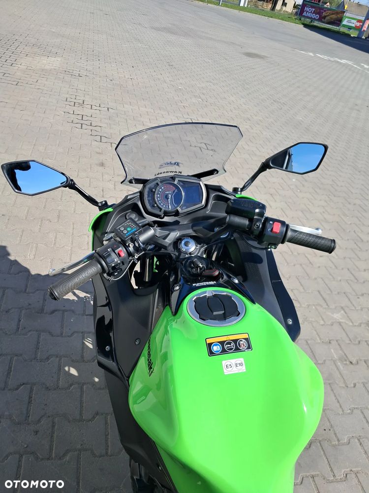 Kawasaki Ninja - 11