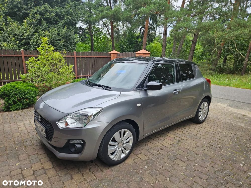 Suzuki Swift 1.2 Premium Plus - 2