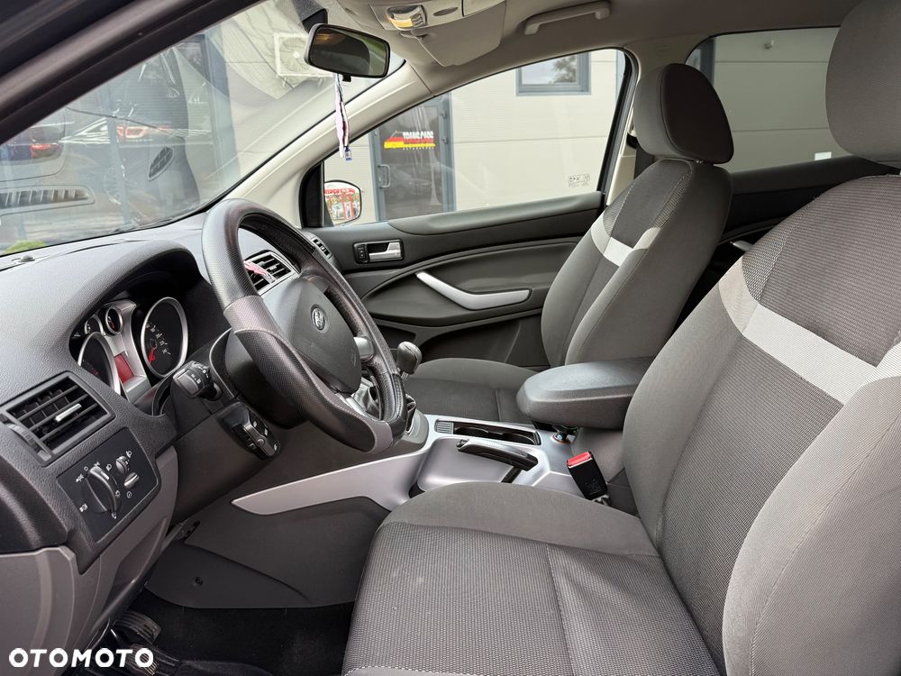 Ford Kuga 2.0 TDCi 2x4 Trend - 12