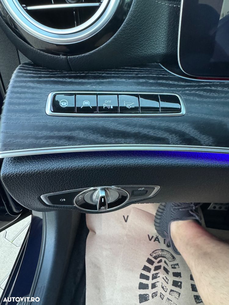 Mercedes-Benz E 300 de 9G-TRONIC AMG Line - 8