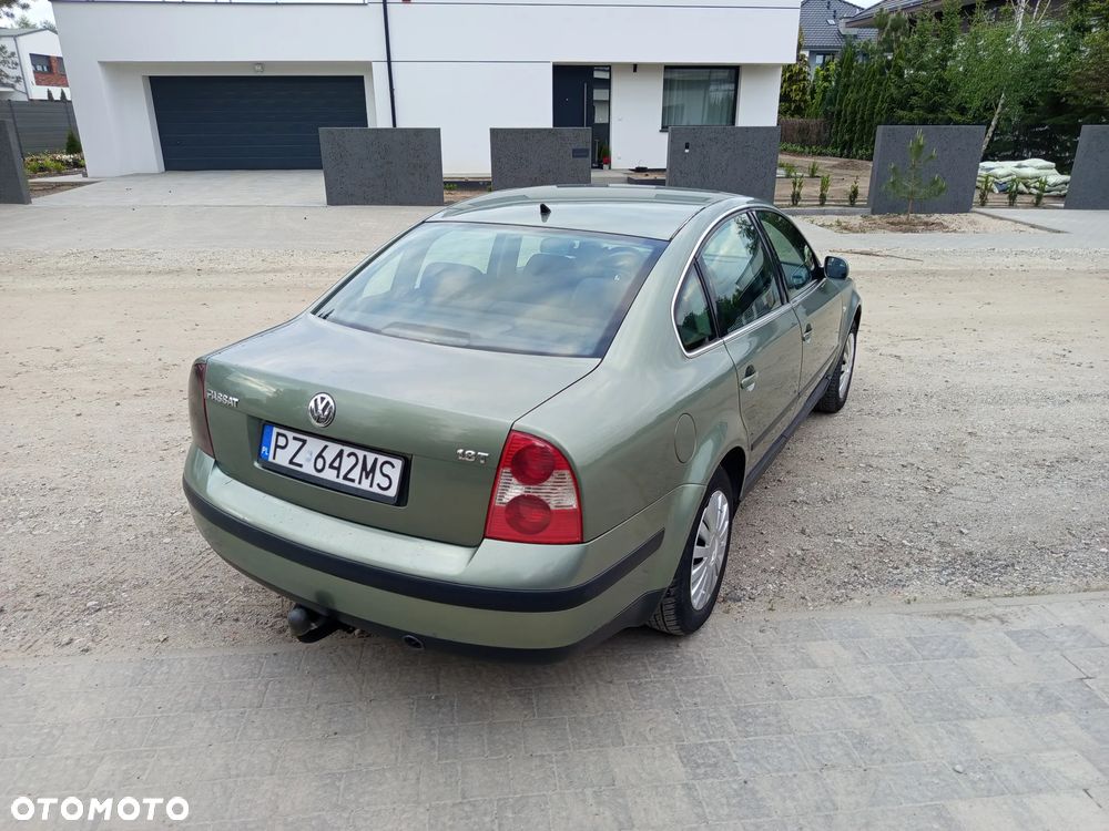 Volkswagen Passat - 6