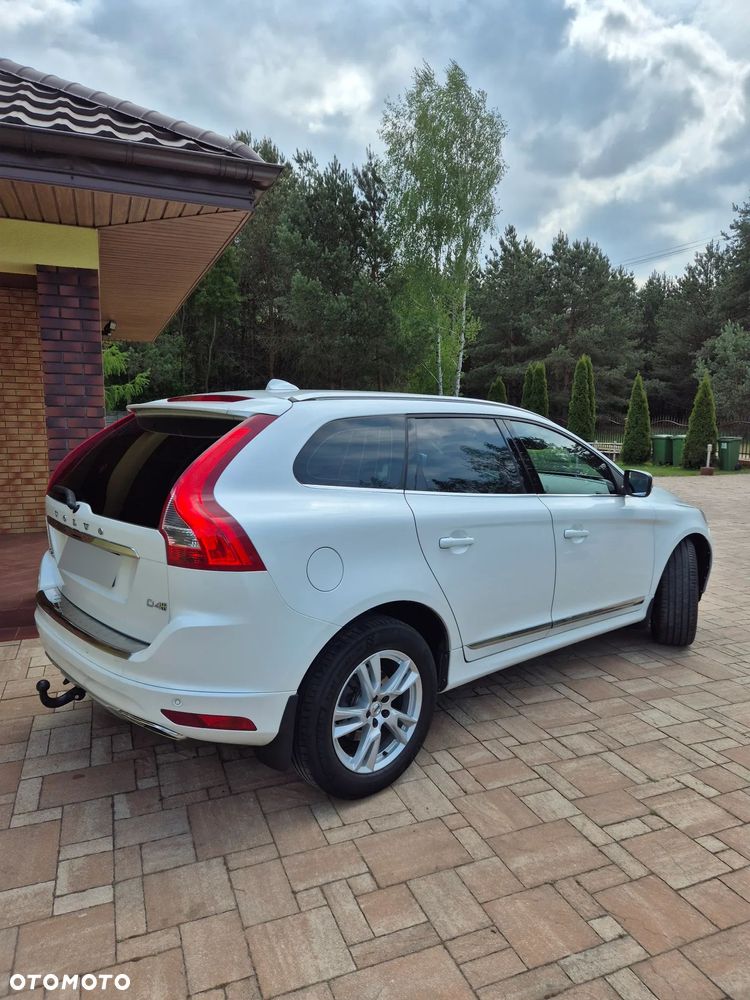 Volvo XC 60 - 4