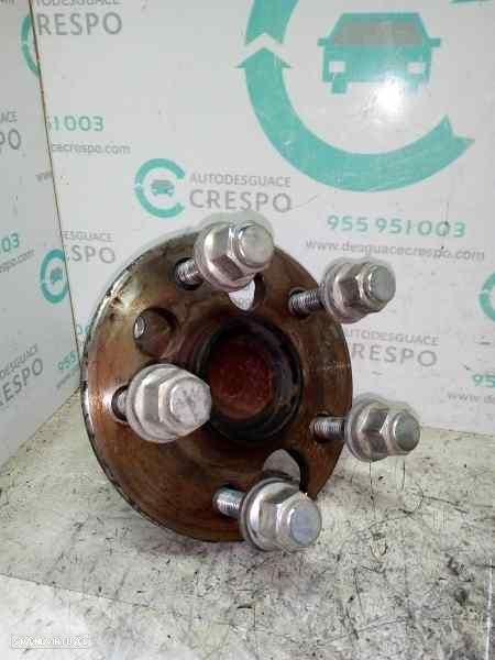 BUJÃO TOYOTA AURIS E18 - 1