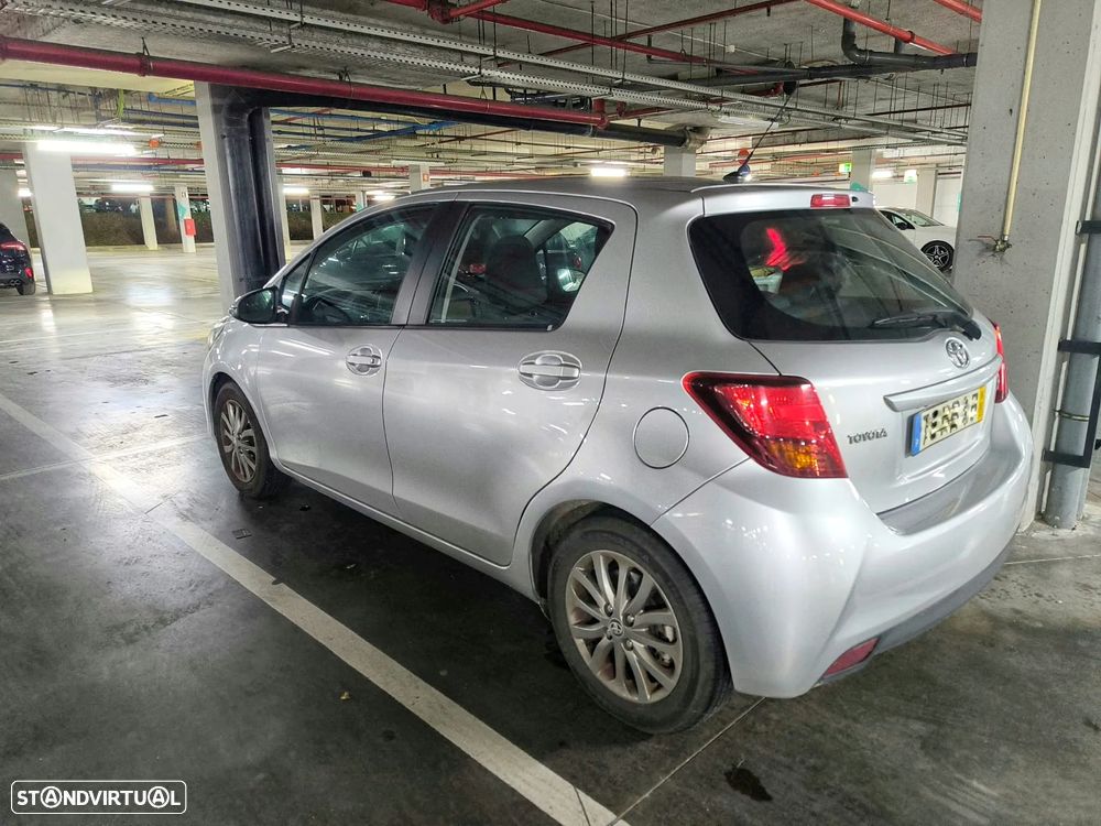 Toyota Yaris 1.4 D-4D Comfort+P.Style - 2