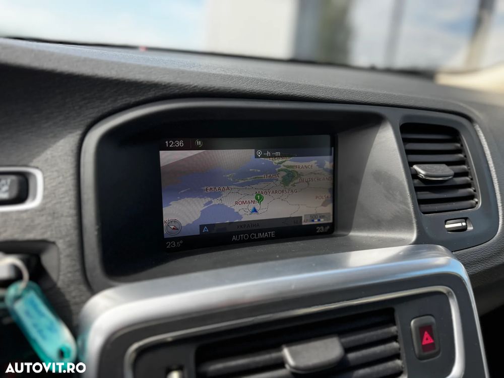 Volvo S60 D3 Start-Stop Basic - 28