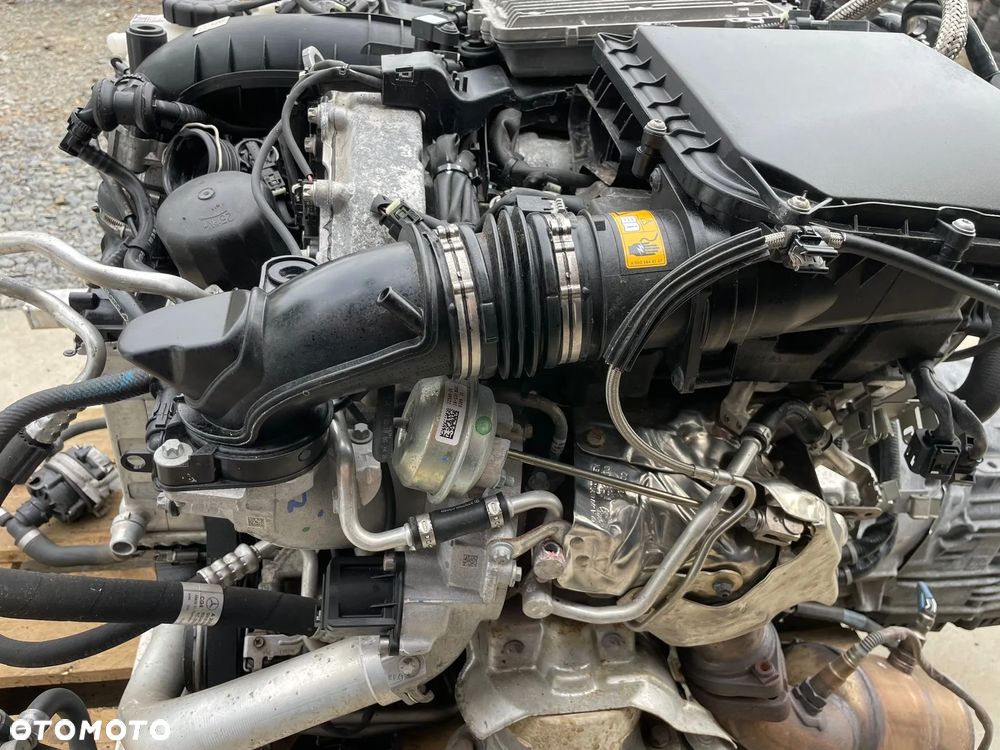Mercedes AMG 3,0 BITURBO C klasa W205 silnik kompletny  276823 A2760109014 - 2