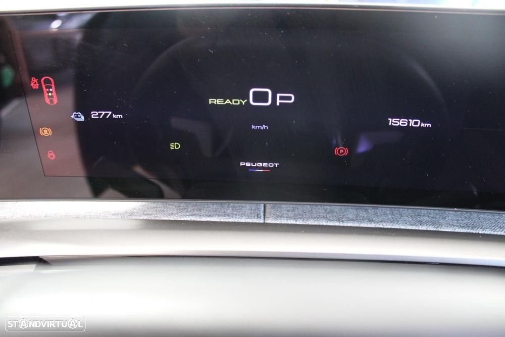 Peugeot E-3008 73 kWh GT - 29