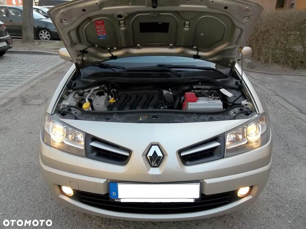 Renault Megane 1.6 16V Business Line - 26