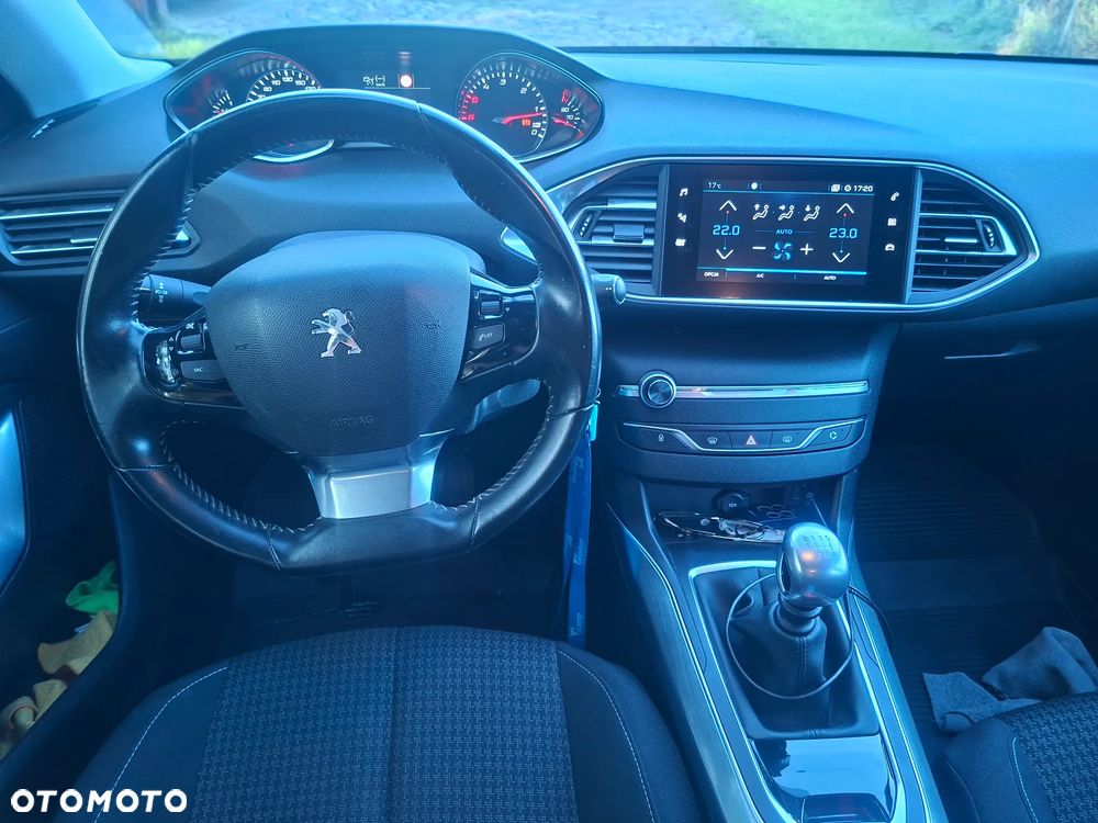 Peugeot 308 BlueHDi 130 Black Edition - 7