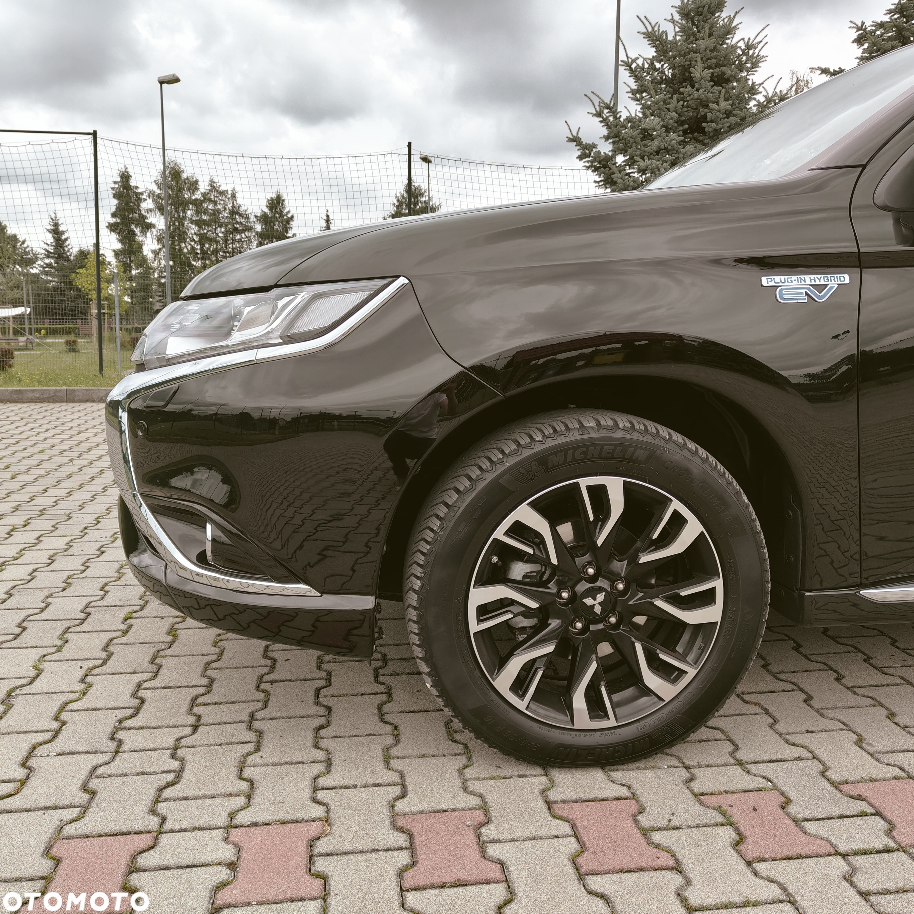 Mitsubishi Outlander - 7