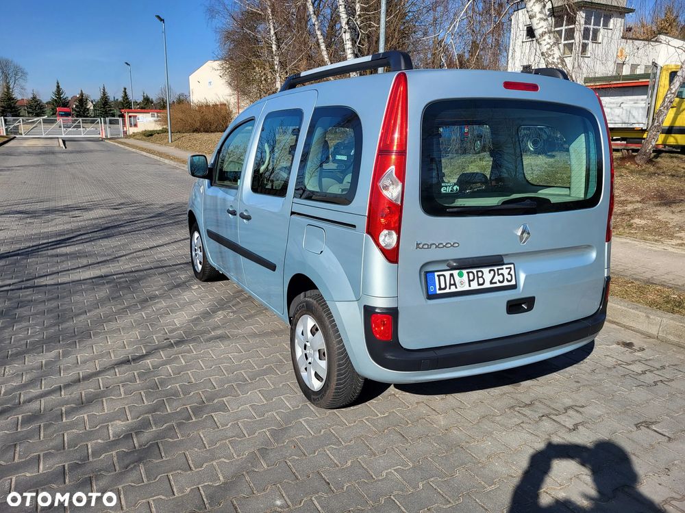 Renault Kangoo 1.6 8V 90 Happy Family - 3