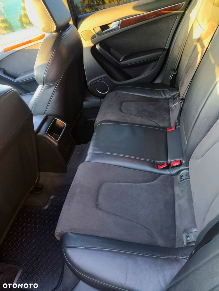 Audi A4 Avant 2.0 TDI DPF Ambiente - 11