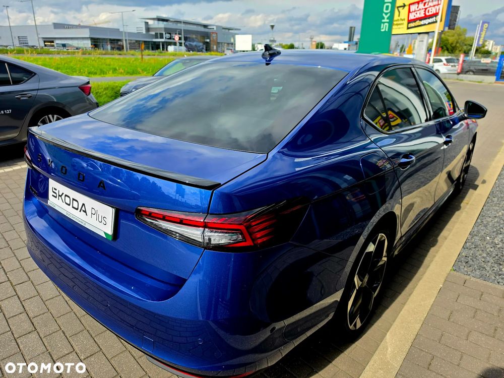 Skoda Superb 2.0 TSI Sportline DSG - 11