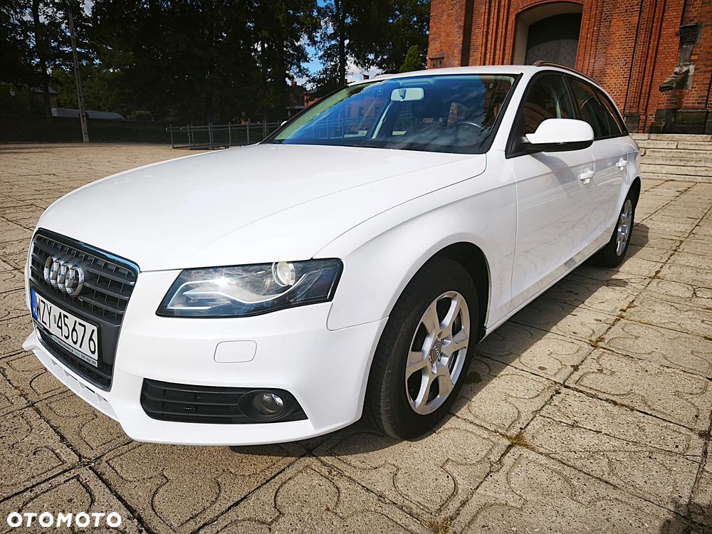 Audi A4 Avant - 1