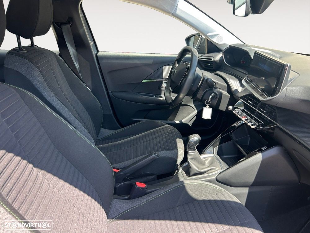 Peugeot 208 1.2 PureTech Active - 15