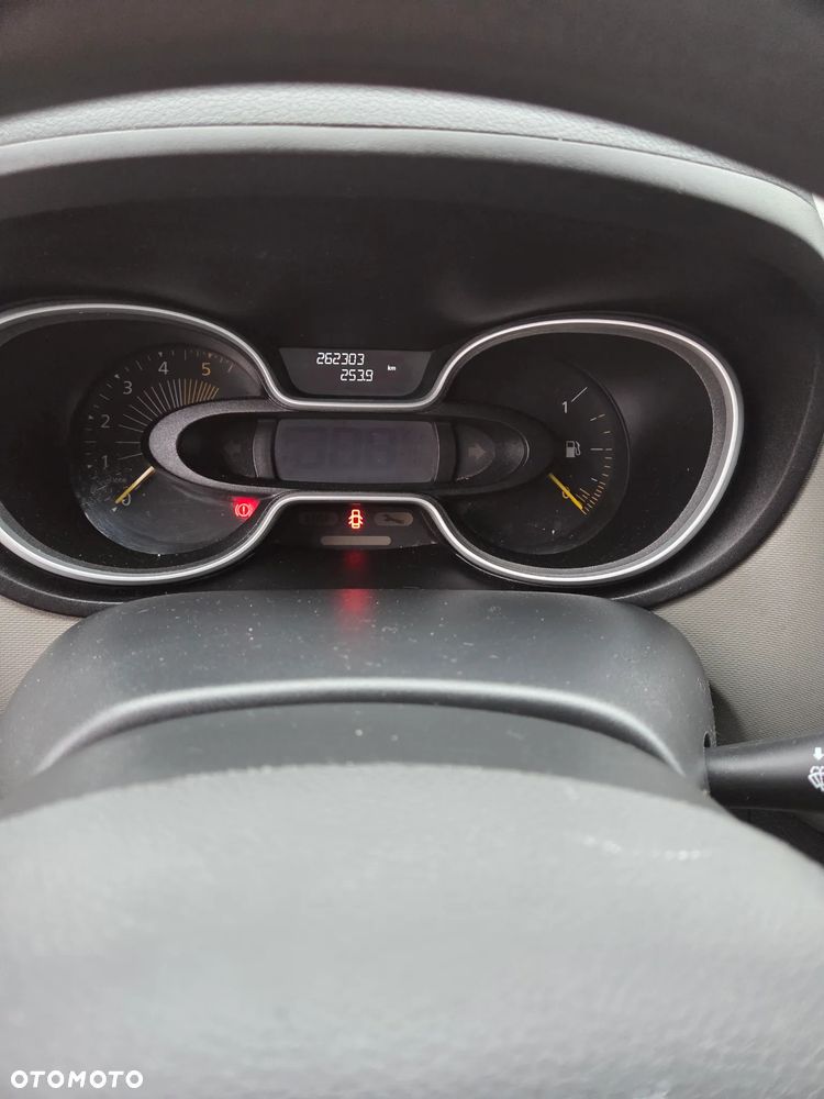Renault Trafic - 15