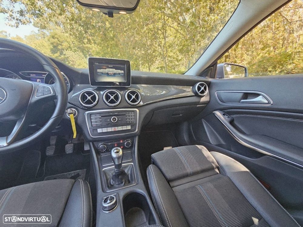 Mercedes-Benz CLA 180 (CDI) d Urban - 15