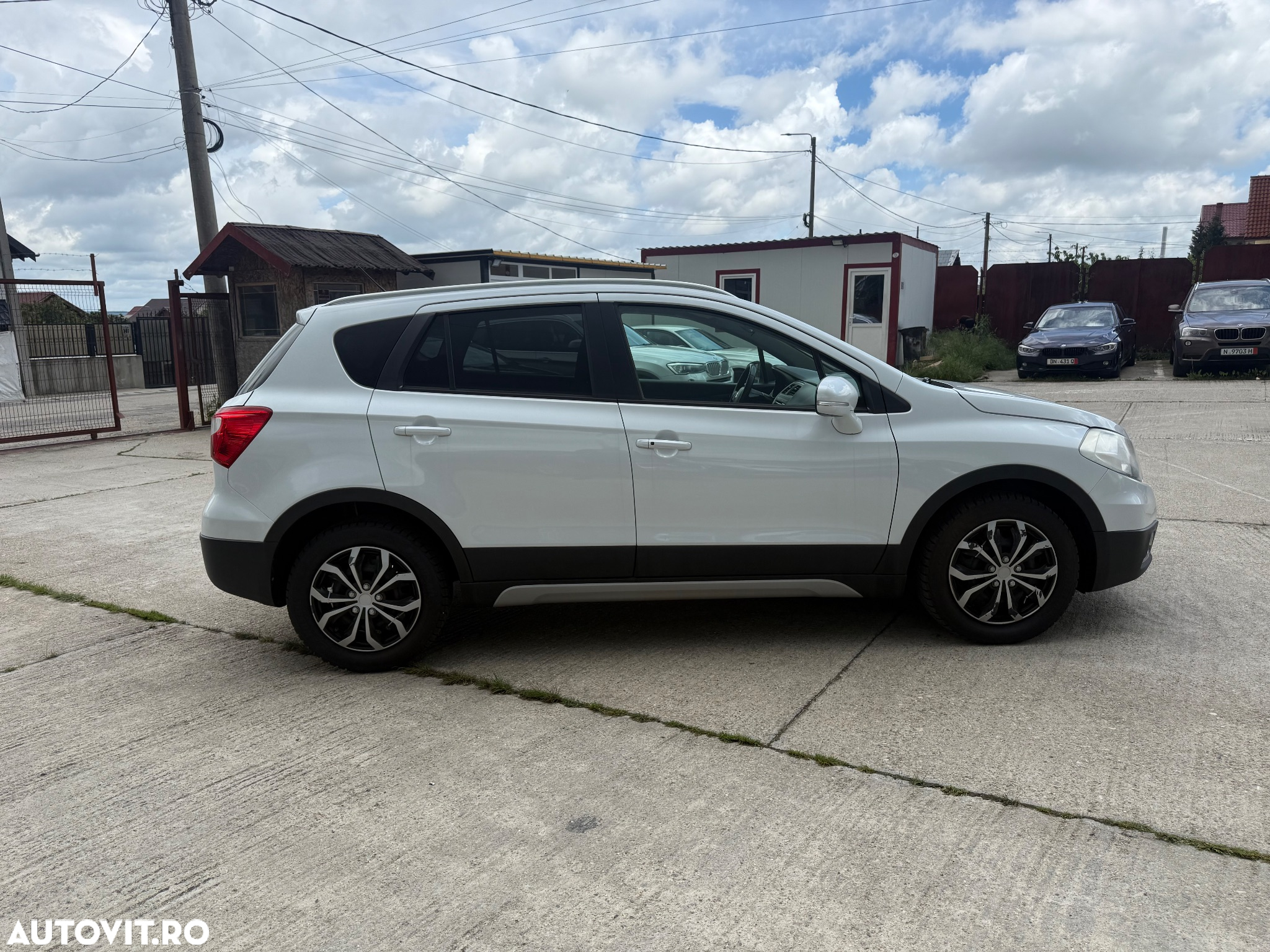 Suzuki SX4 S-Cross 1.6 DDIS 4x2 Comfort+ - 25