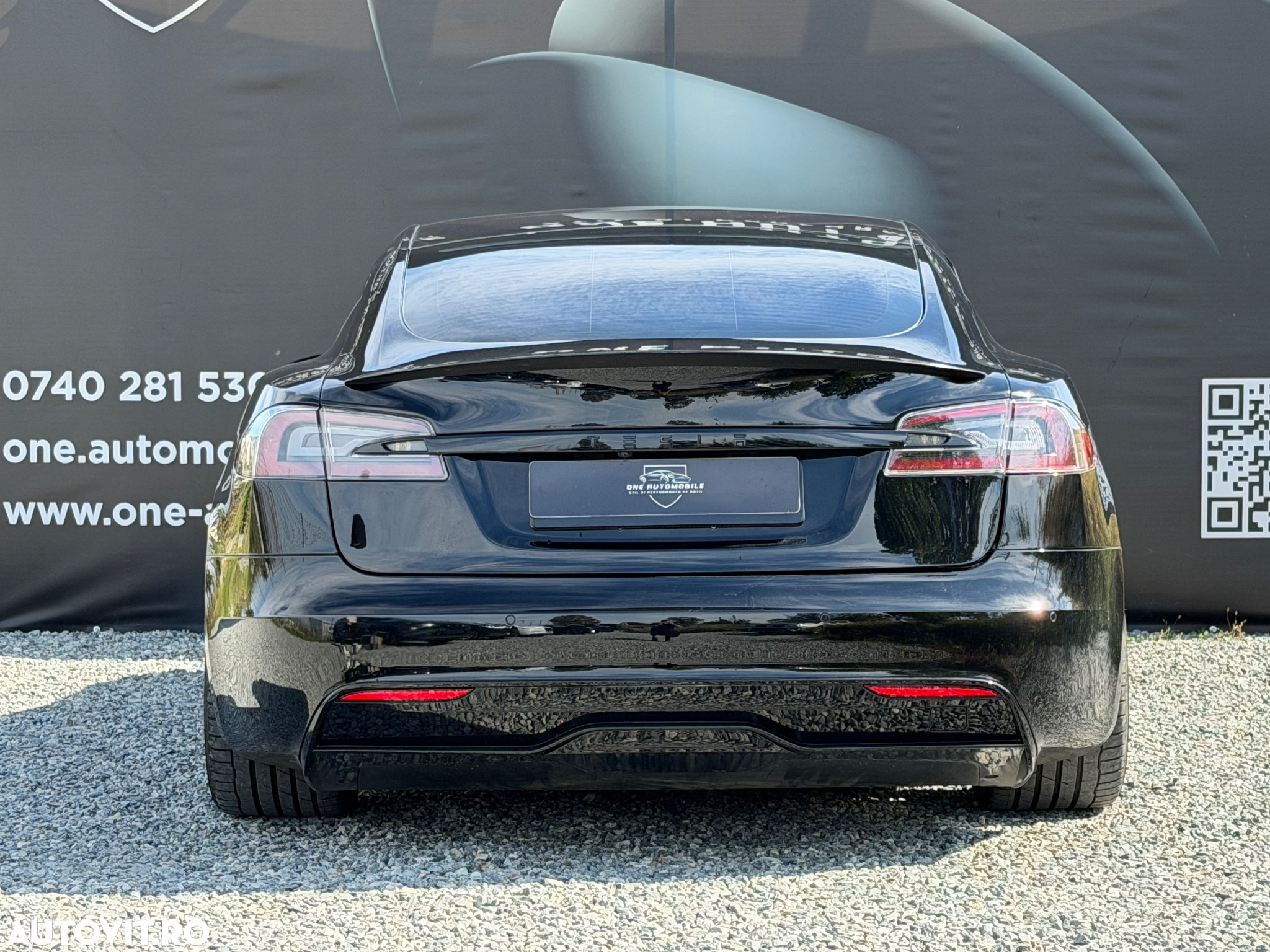Tesla Model S Plaid - 5