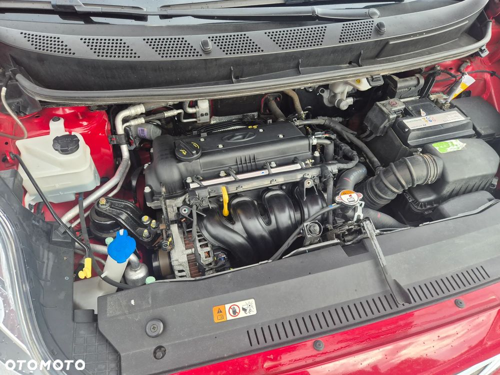 Hyundai ix20 1.4 Trend - 18