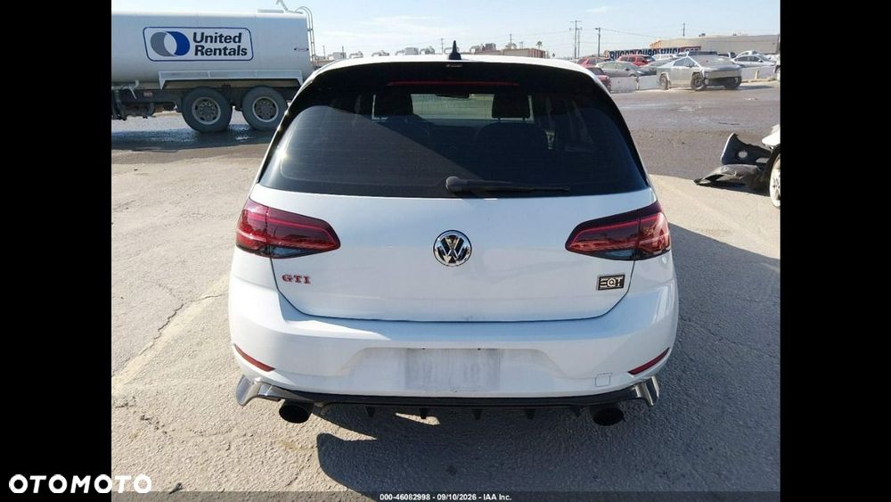 Volkswagen Golf - 7