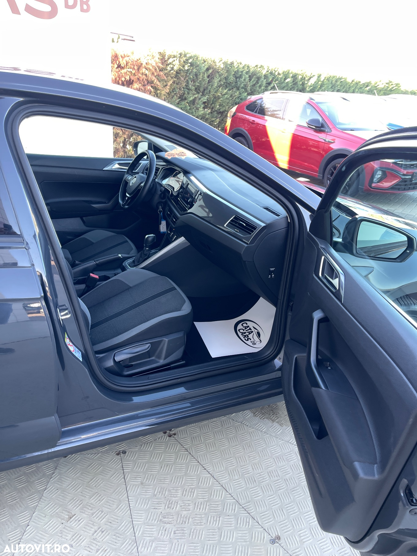 Volkswagen Polo 1.6 TDI SCR DSG Comfortline - 21